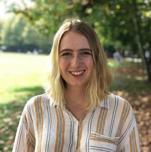 Meet your Posher, Bella